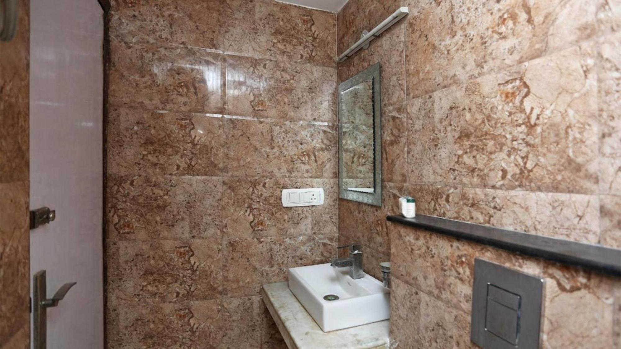 Deluxe Rooms In Jangpura Neu-Delhi Exterior foto